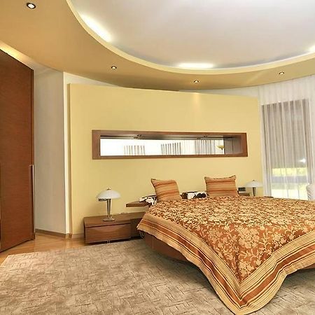 Villa Vitoria Giroc 部屋 写真